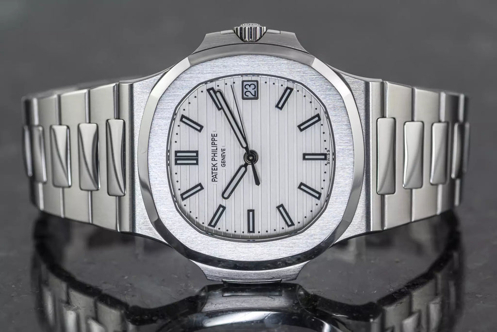 Patek Philippe Nautilus Blanc 40mm -| PERVARA